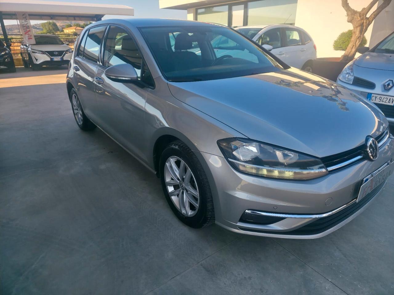 Volkswagen Golf 1.6 TDI 115CV DSG 5p. Business BlueMotion Technology