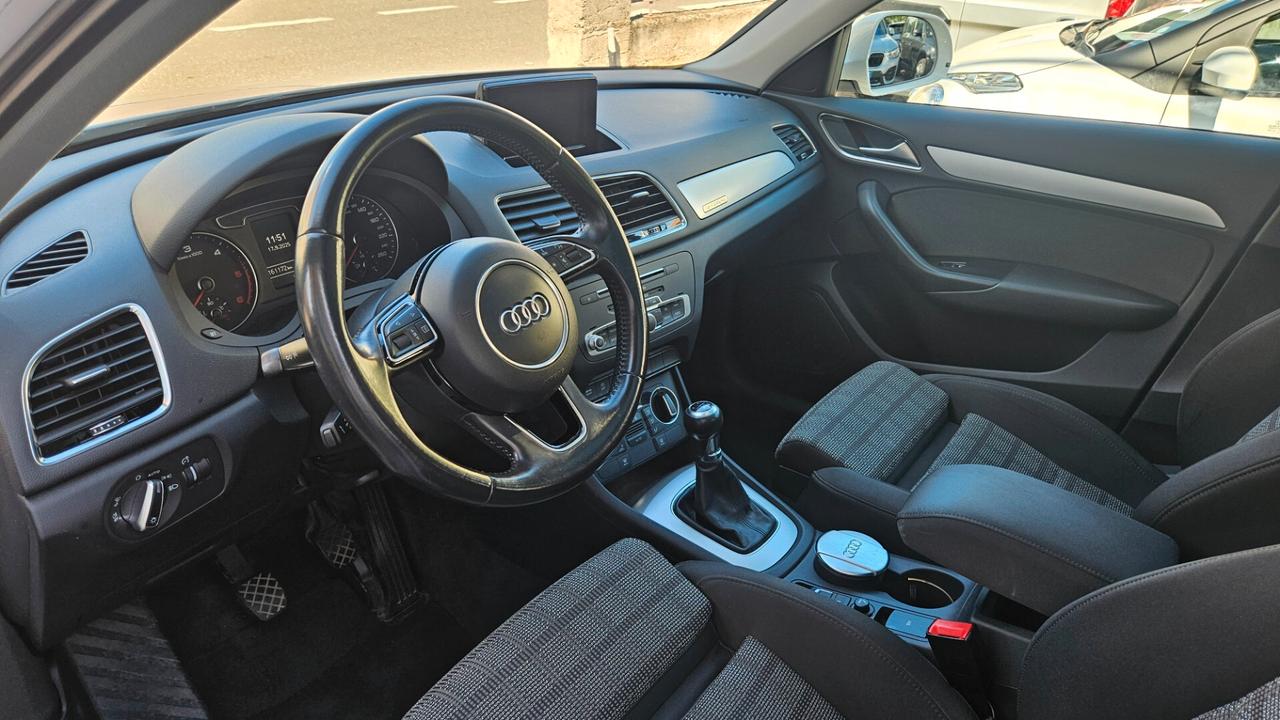 Audi Q3 2.0 tdi Sport quattro 150cv TETTO-NAVY-LED