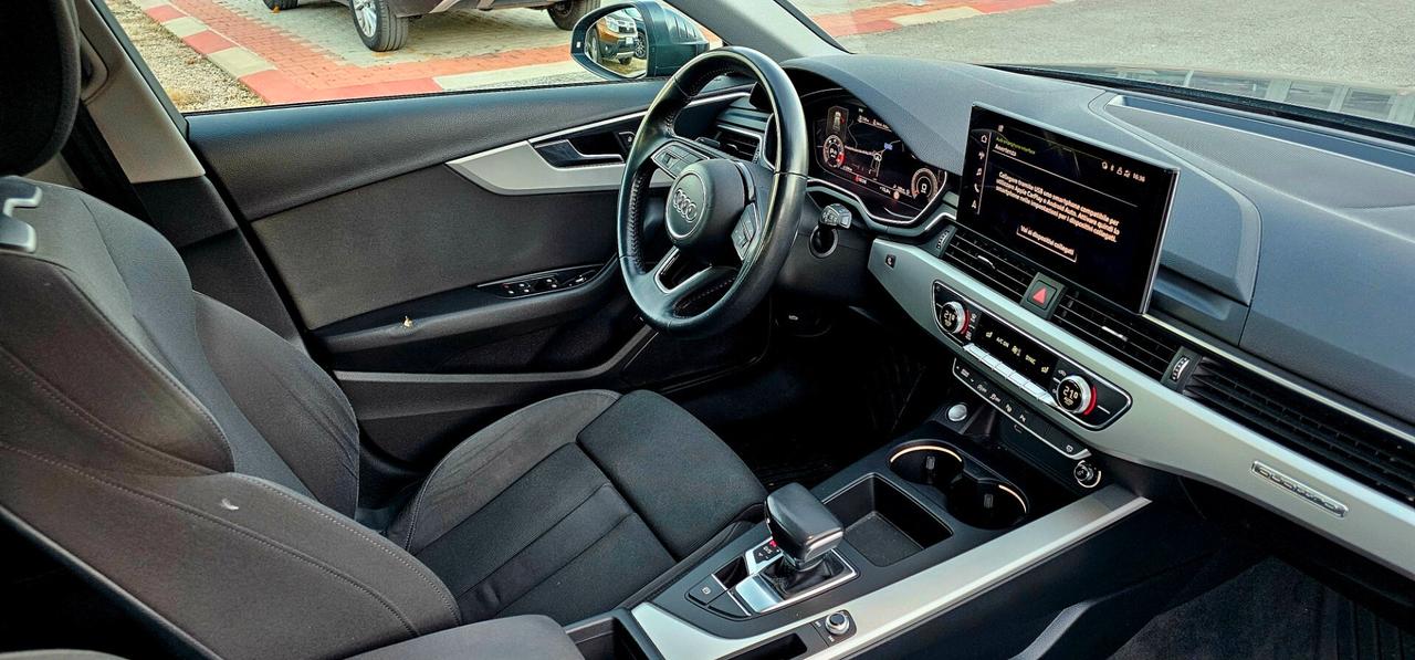 Audi A4 Avant 40 TDI S tronic line edition