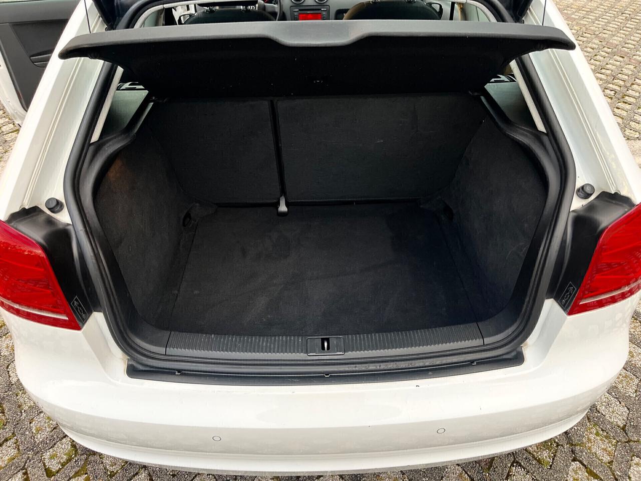 Audi A3 1.6 TDI 90CV Ambition ANCHE NEOPATENTATI