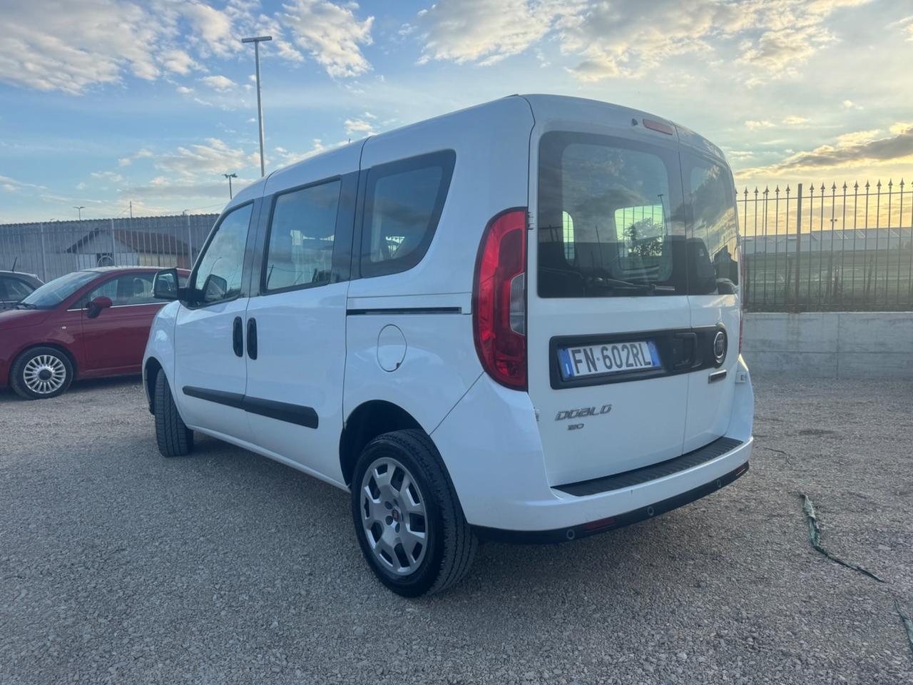 Fiat Doblò 1.6 MJT 120CV LOUNGE N1 5 POSTI