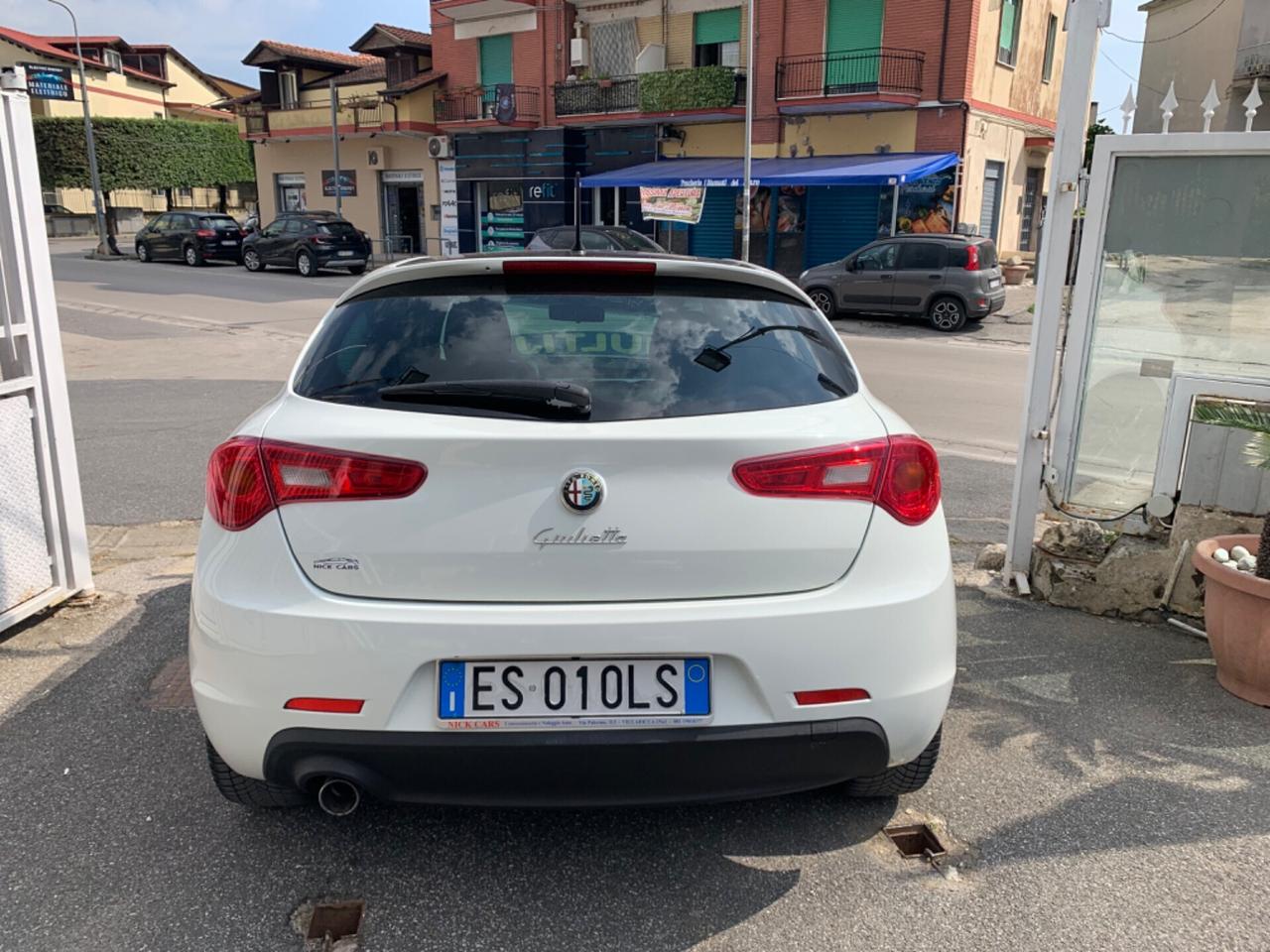 Alfa Romeo Giulietta 1.6 JTDm-2 105 CV Veloce