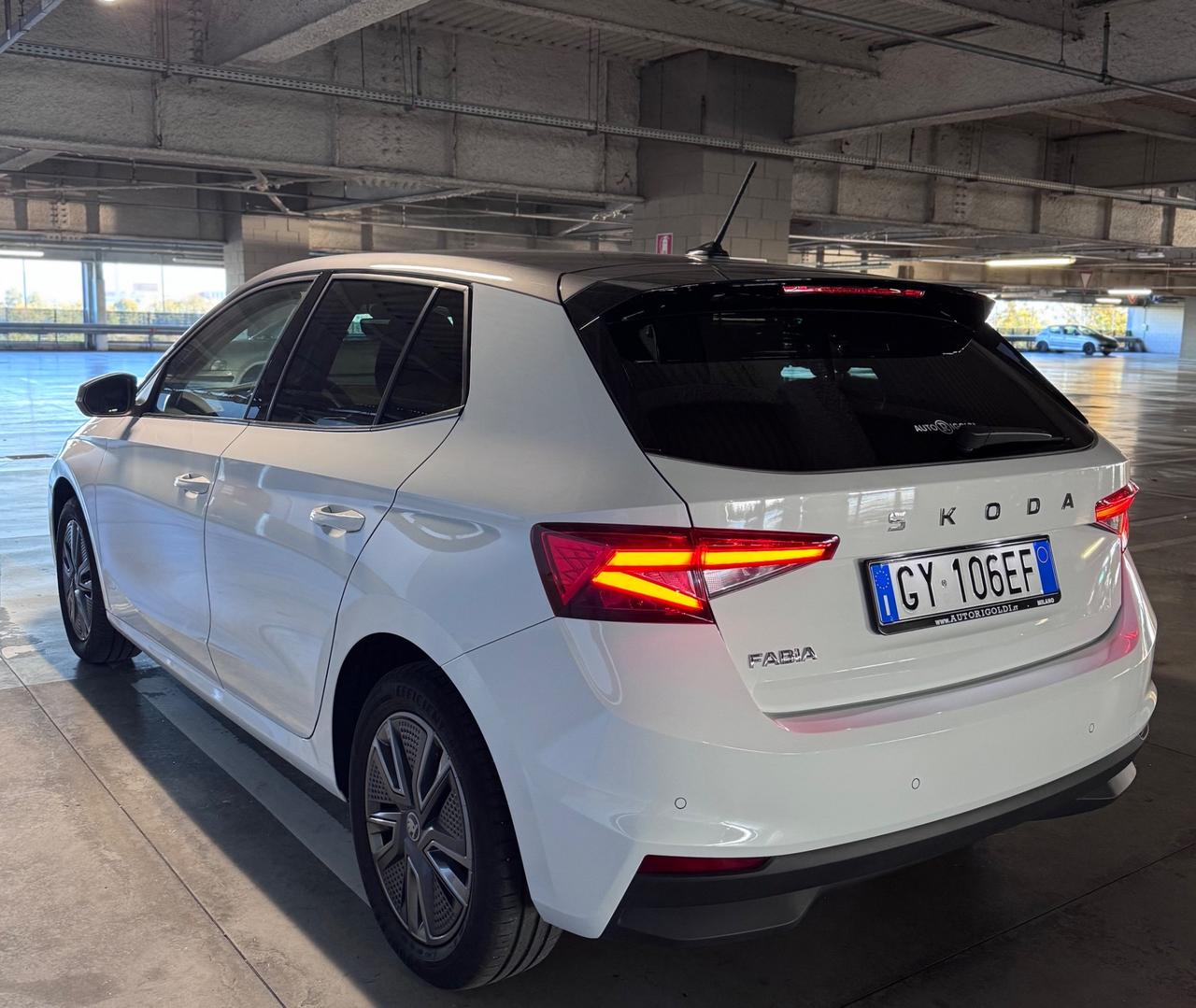 Skoda Fabia 1.0 MPI 80 CV Style 21.228 km!
