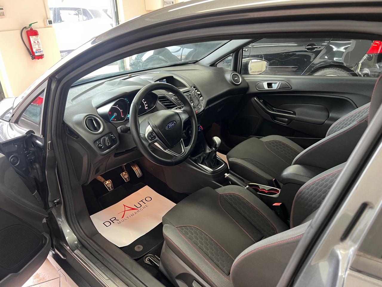 Ford Fiesta 1.5 TDCi 75CV 3 porte ST-Line