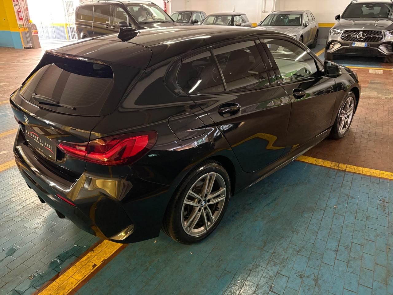 Bmw 116 116d 5p. Msport