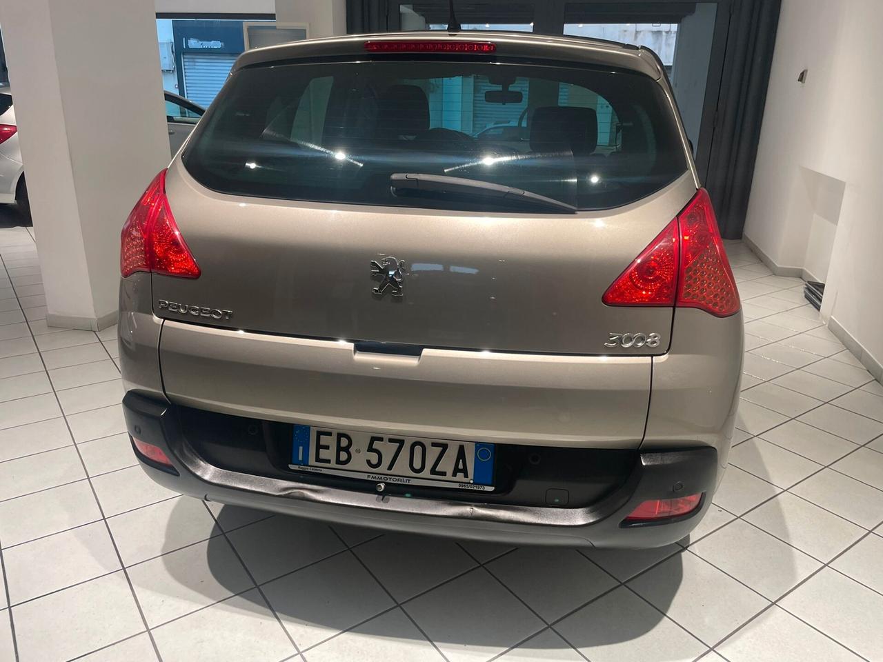 Peugeot 3008 1.6 HDi 110CV Business