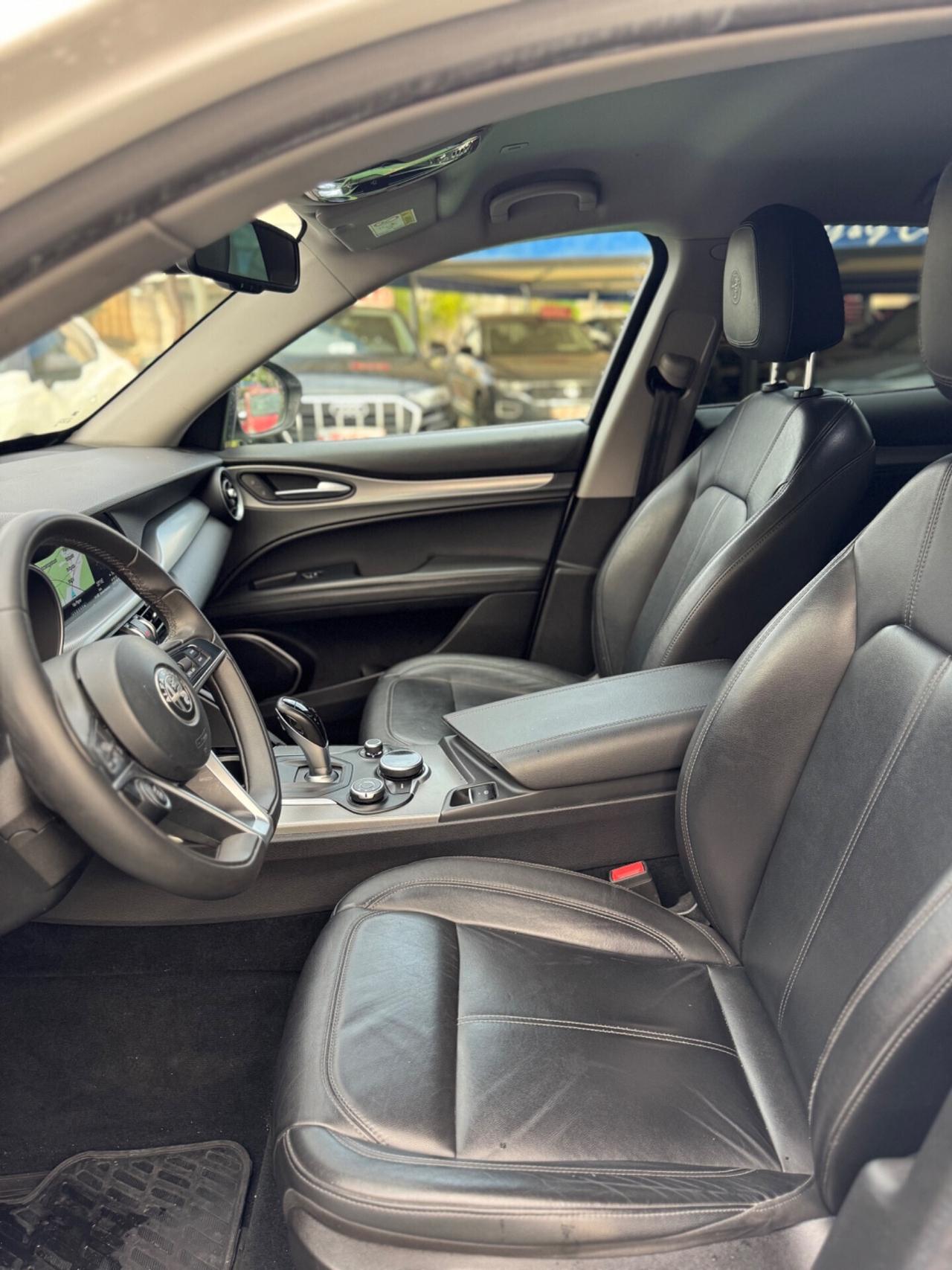 Alfa Romeo Stelvio 2.2 Turbodiesel 210 CV AT8 Q4 Executive