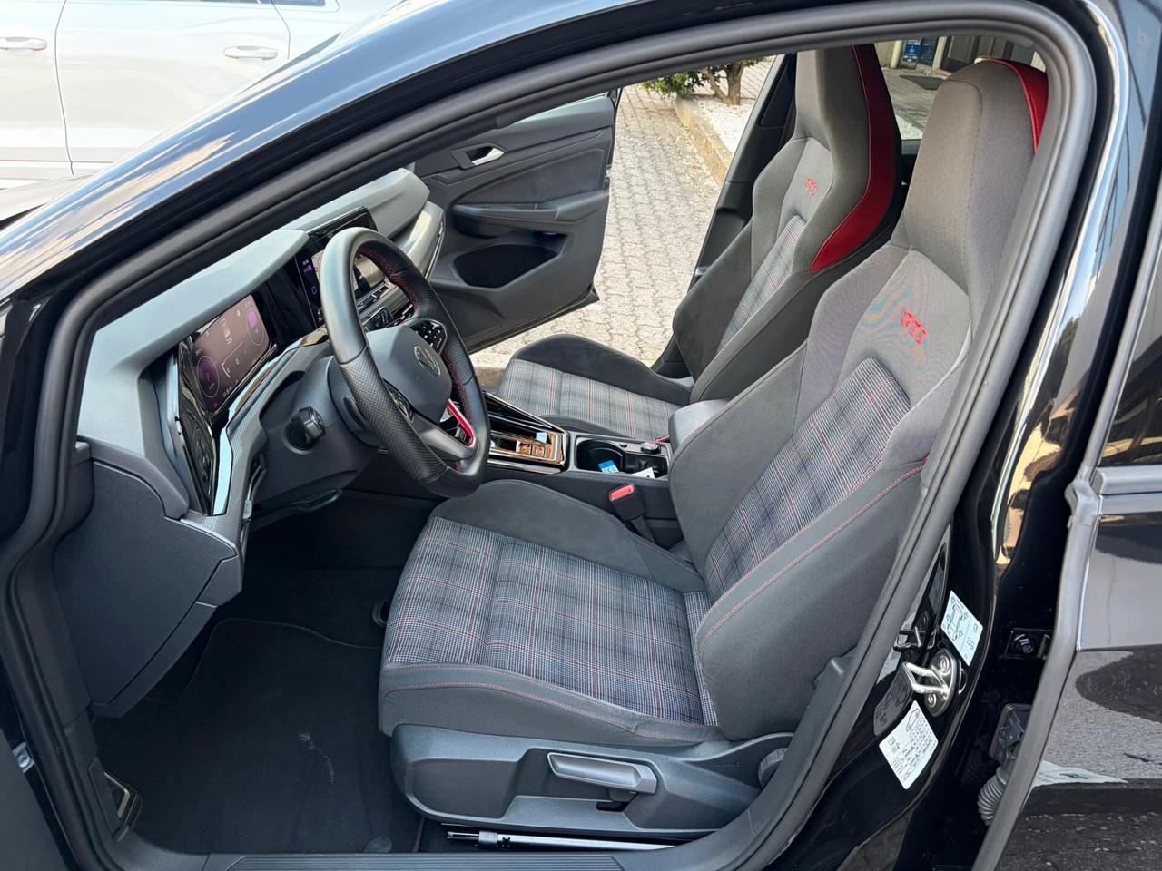 Volkswagen Golf GTI 2.0 tsi 245cv dsg
