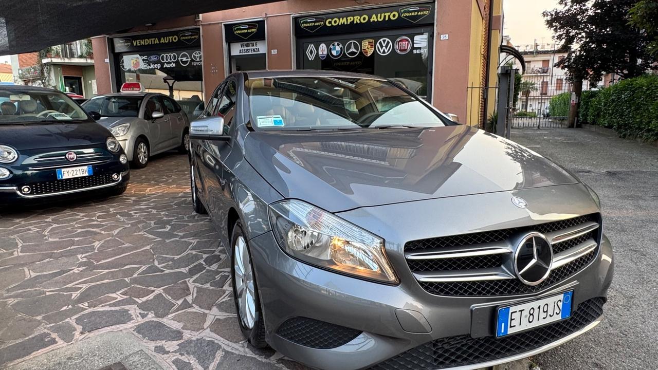 Mercedes-benz A 180 A 180 CDI Automatic Premium