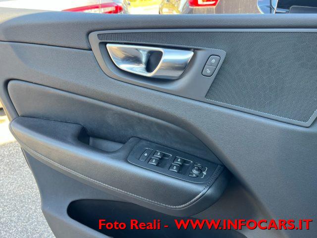 VOLVO XC60 B4 (d) MHEV Geartronic Momentum Pro Iva Esposta