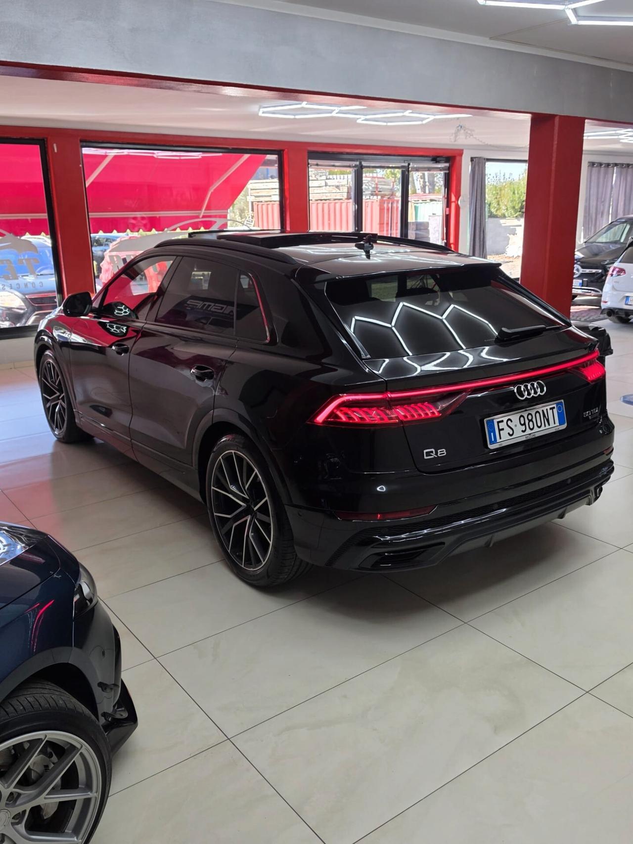 Audi Q8 50 TDI 286 CV quattro tiptronic Sport
