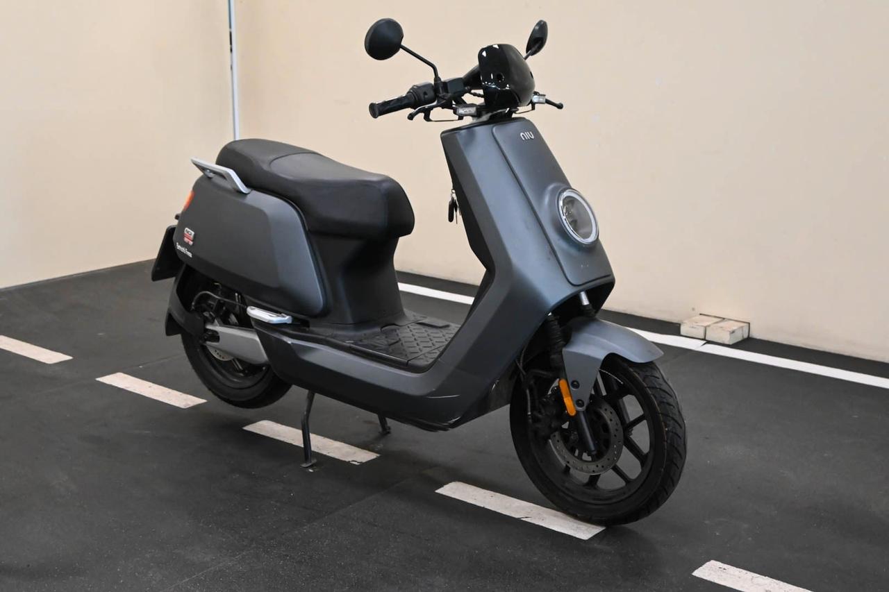 NIU NQi GTS (extended range)