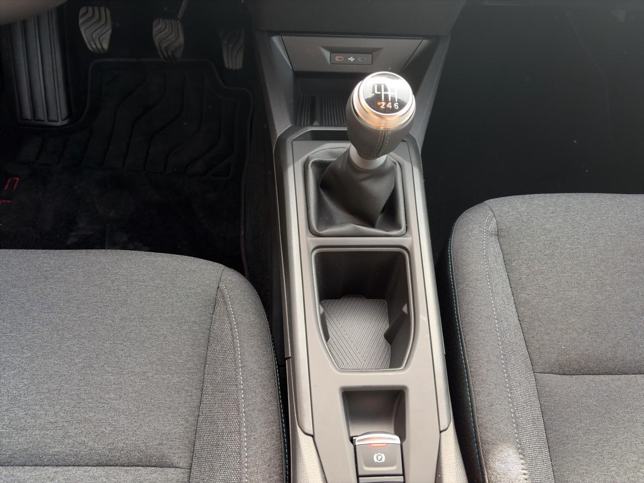 Renault NEW Clio 1.2 TCe 115 cv EVOLUTION A 106