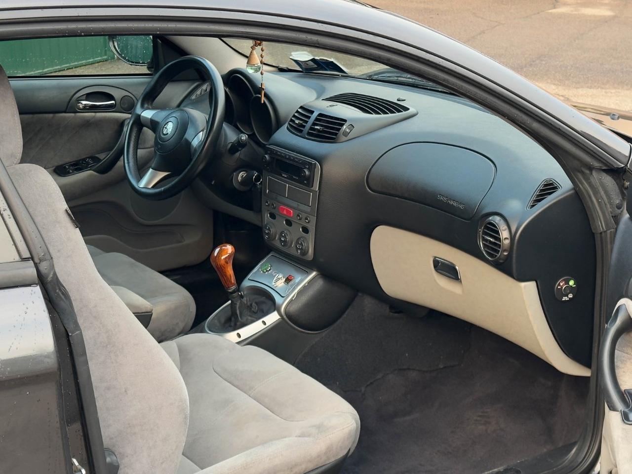 Alfa Romeo GT 2.0 jts Progression