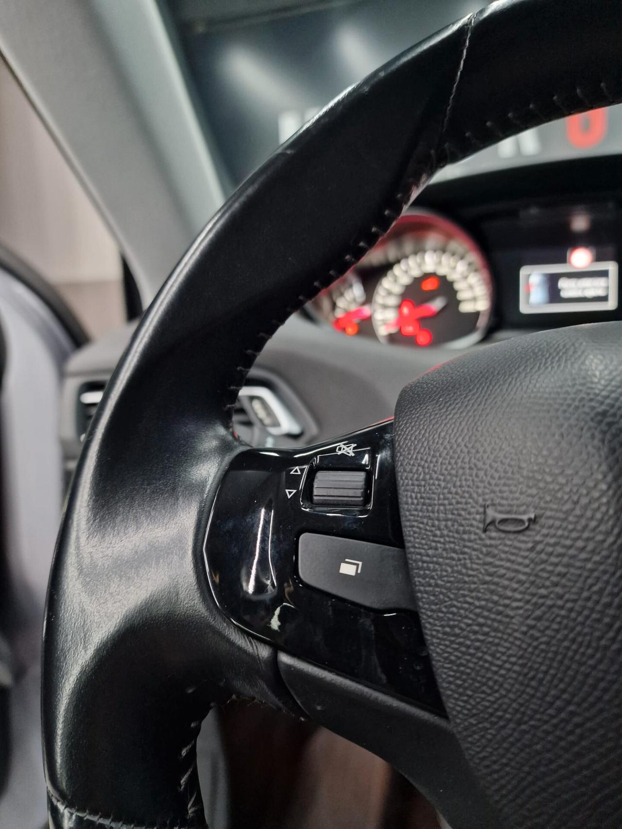 Peugeot 308 1.2 PureTech Turbo 130 S&S Allure