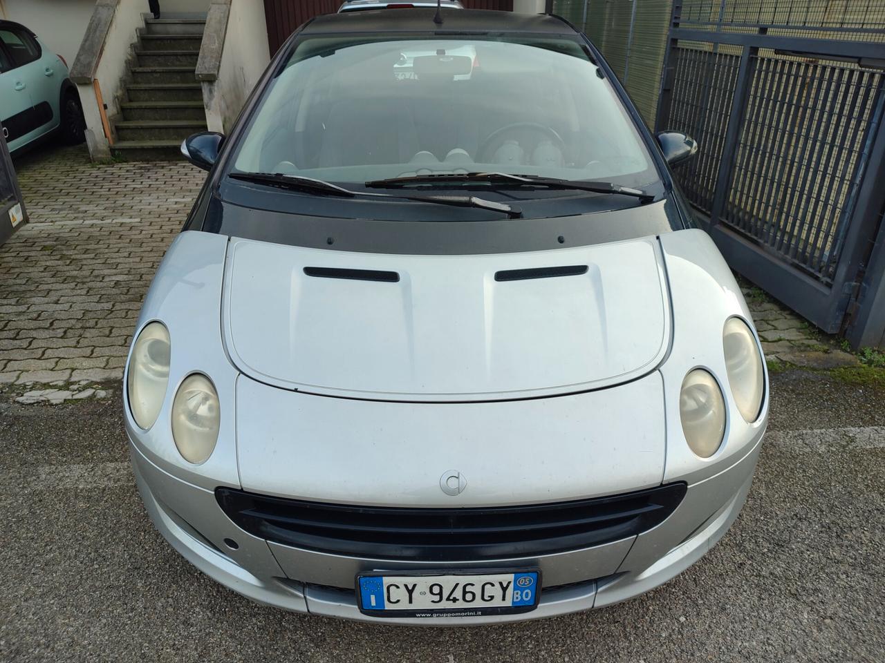 SMART FORFOUR BENZINA TETTO PANORAMICO X NEOPATENTATI