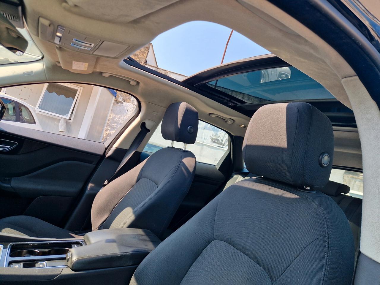 Jaguar F-Pace 2.0D 180 CV AWD Portfolio- 2020
