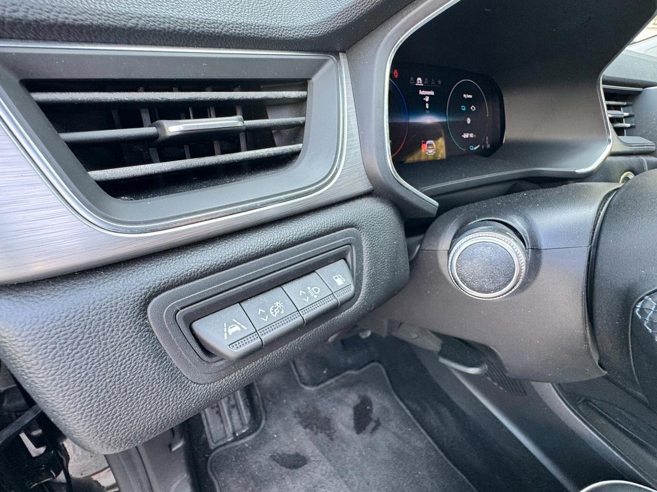 Renault Captur 1.6 Plug-in Hybrid E-Tech 160 CV Intens