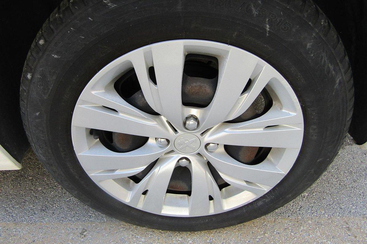 PEUGEOT 208 1° serie 1.4 HDi 68 CV 5 porte Active