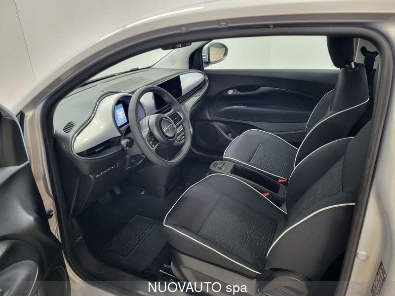 FIAT 500 Electric Elettrica Berlina 320 118cv + PACK TECH