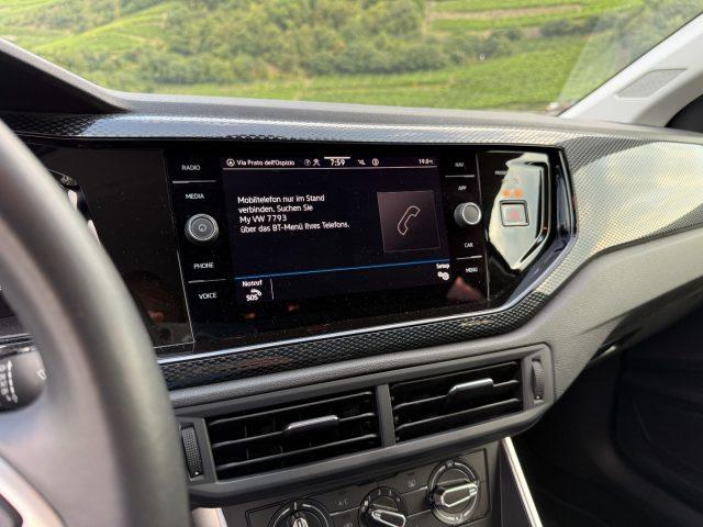 VOLKSWAGEN Polo 1.0 TSI Life LED Navi ACC Bluetooth