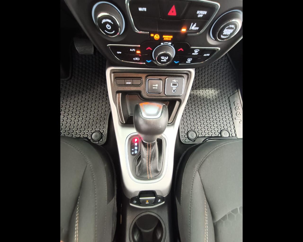 JEEP COMPASS - COMPASS 1.3 T4 150 CV AUT. 2WD LONGITUDE