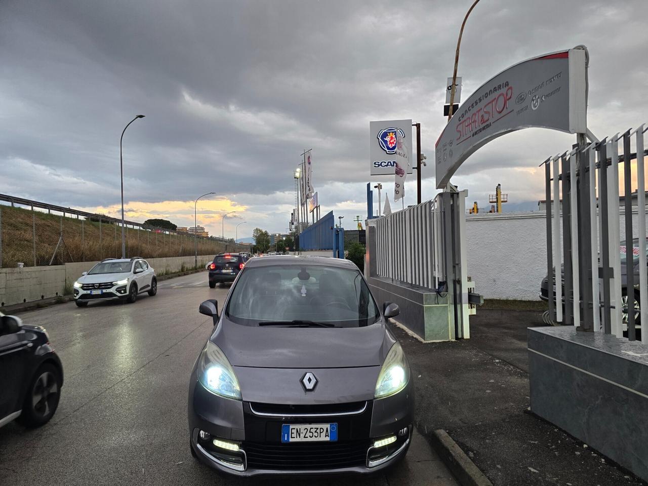 Renault Scenic Sc&eacute 1.5 dCi 110CV Start&Stop