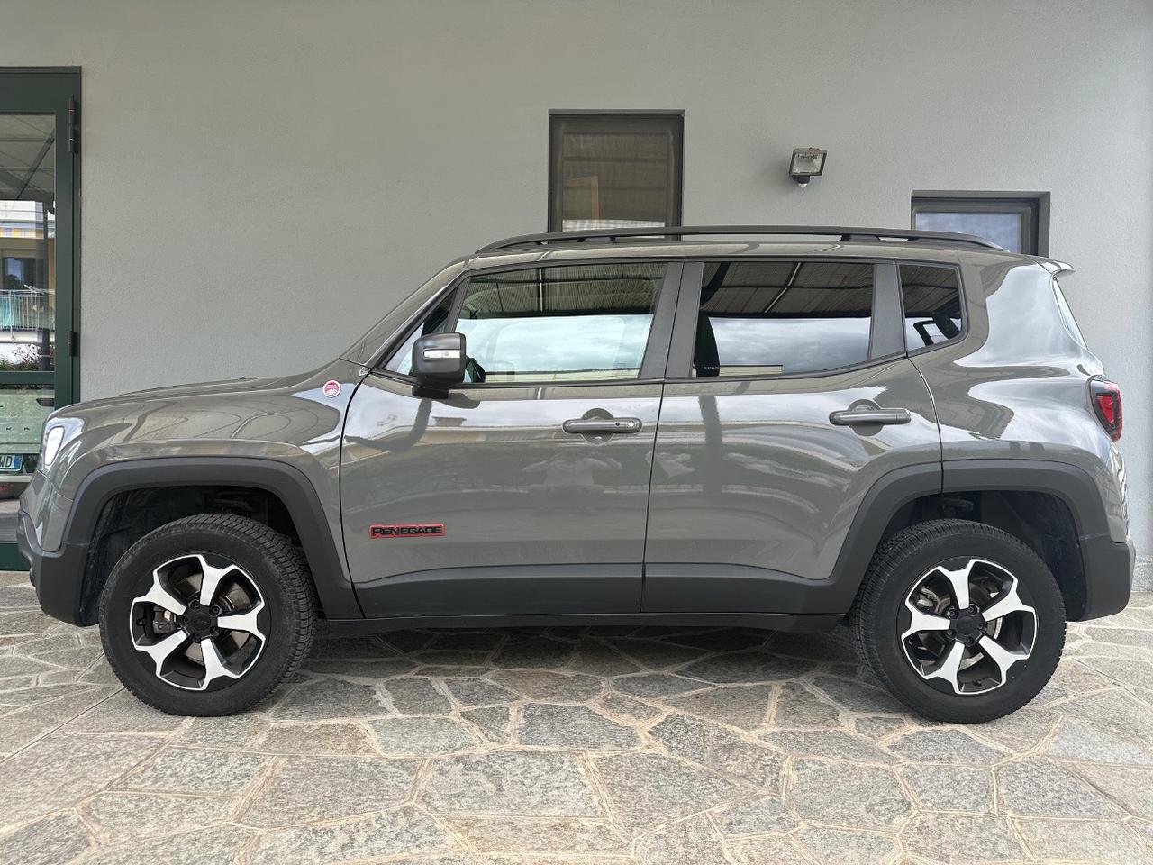 Jeep Renegade 2.0 mjt Trailhawk 4wd 170cv auto 9m