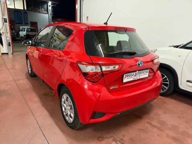 TOYOTA Yaris 1.5 Hybrid 5 porte Active