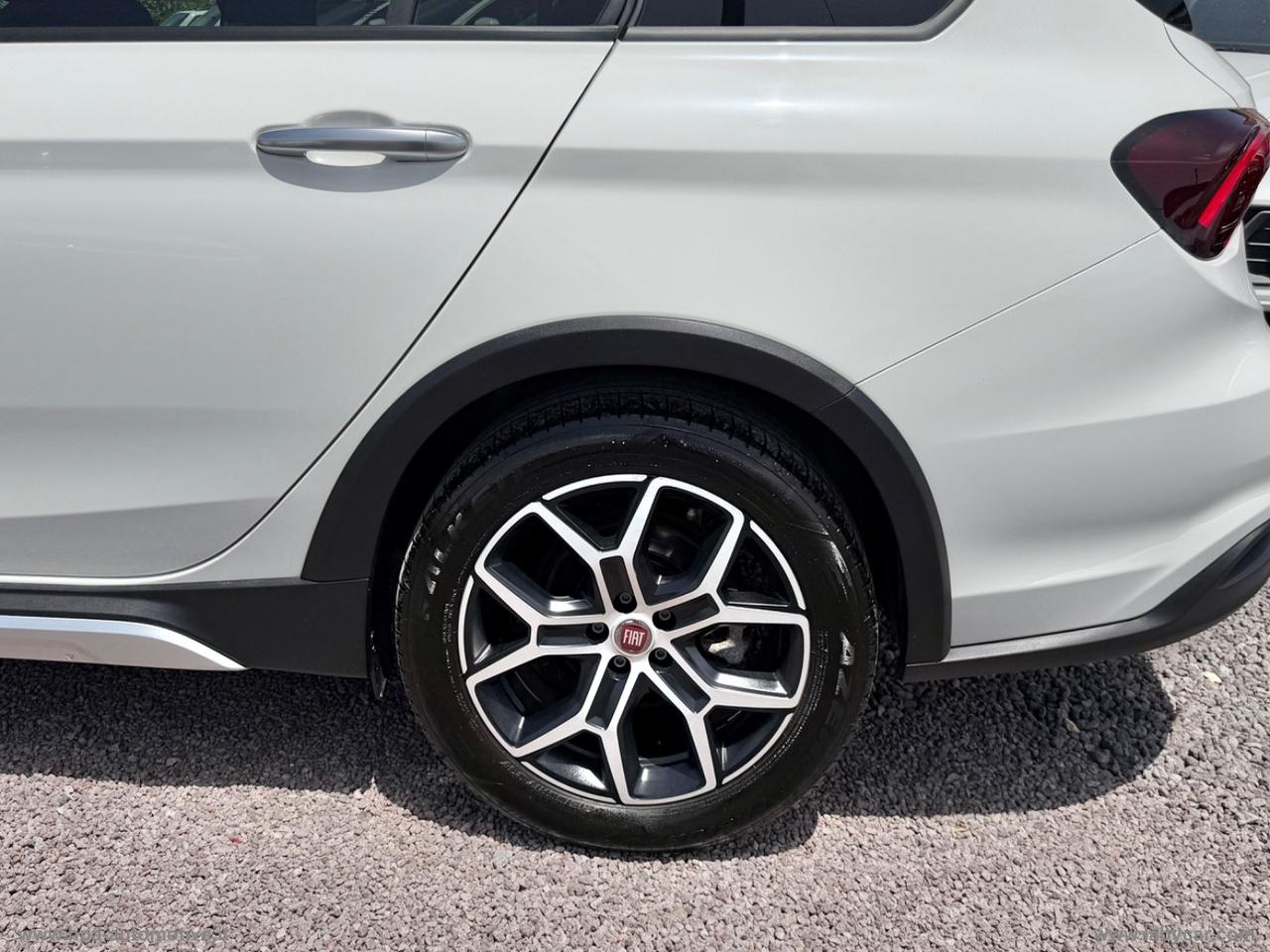 FIAT Tipo 1.6 Mjt 130CV S&S SW Cross DIGITAL COCKPIT CARPLAY
