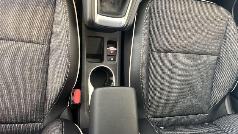 Renault Captur RENAULT Captur 1.0 TCe GPL Techno Fast Track