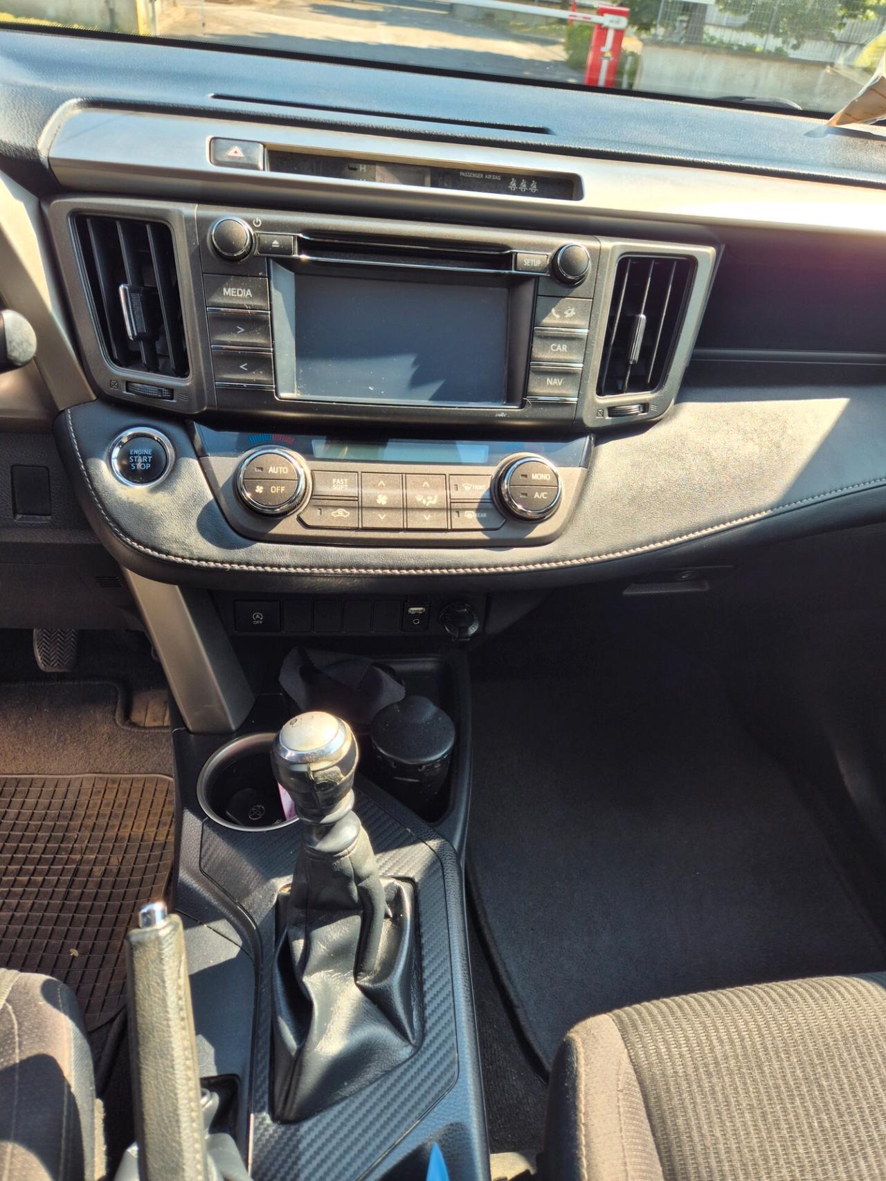 Toyota RAV 4 RAV4 2.0 D-4D 2WD Style