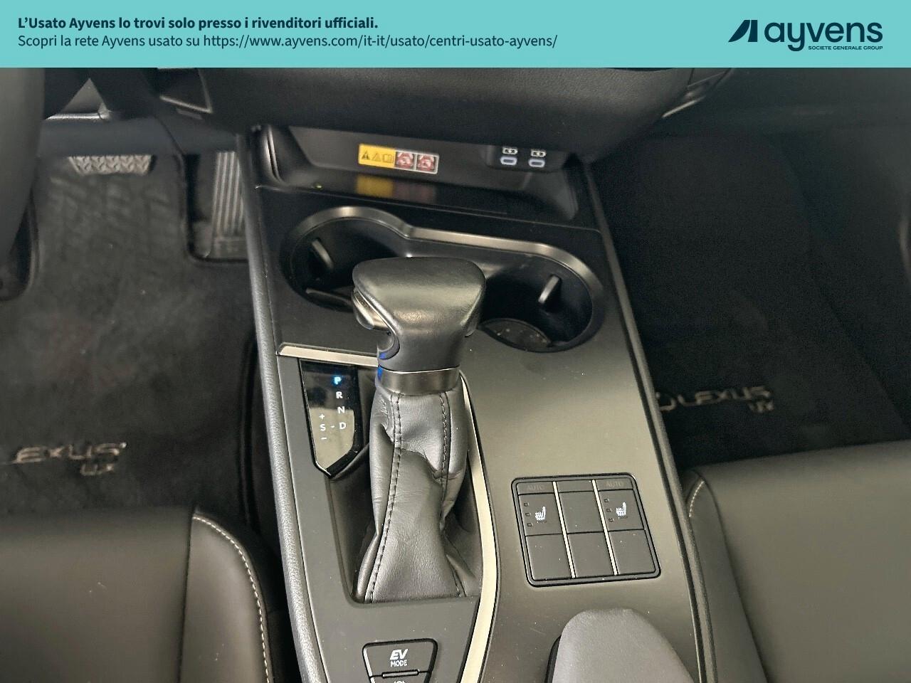 Lexus UX Hybrid Design