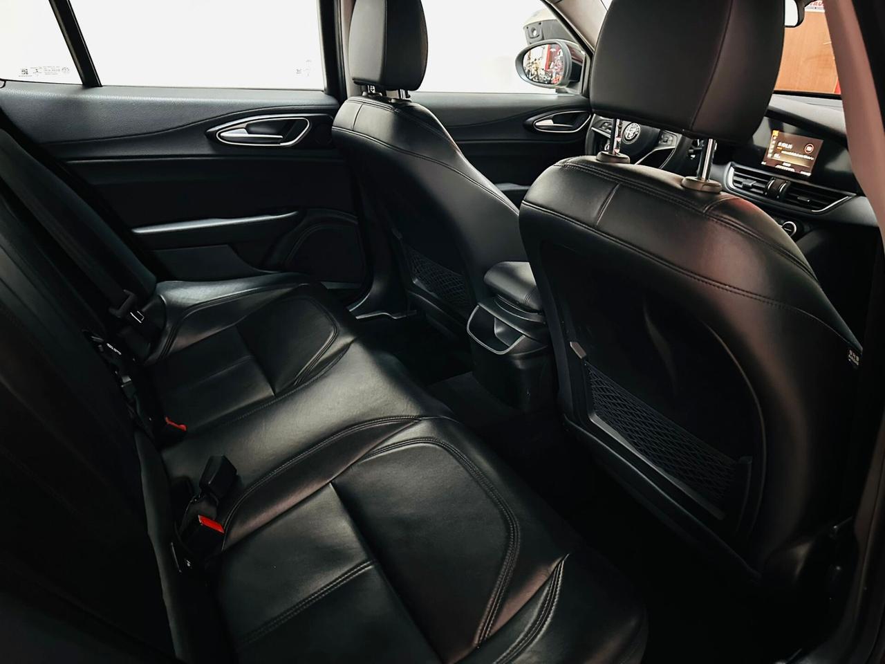 Alfa Romeo Giulia 2.2 Turbodiesel 150 CV