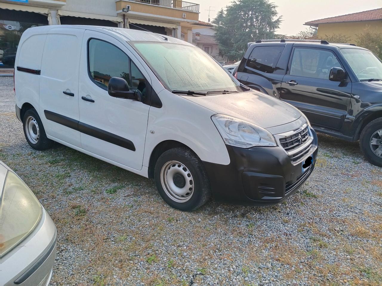 Peugeot Partner 1.6 BlueHDi 100CV Furgone