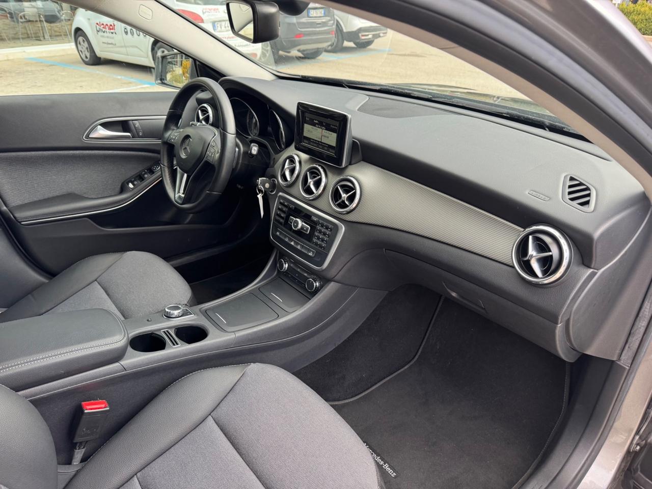 Mercedes-benz GLA 200 CDI Automatic 4Matic Sport