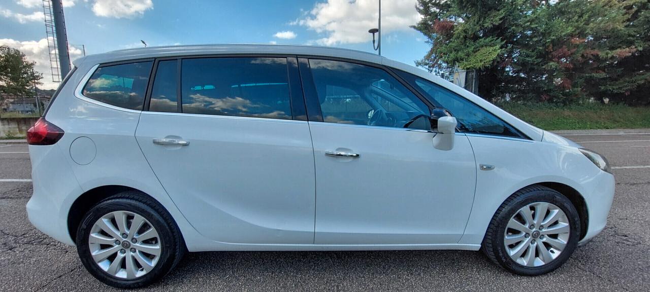 ZAFIRA 7 POSTI 1,6 METANO DI SERIE 150 CV COSMO NAVIGATORE SENSORI TELEFONO CRUISE CONTROL