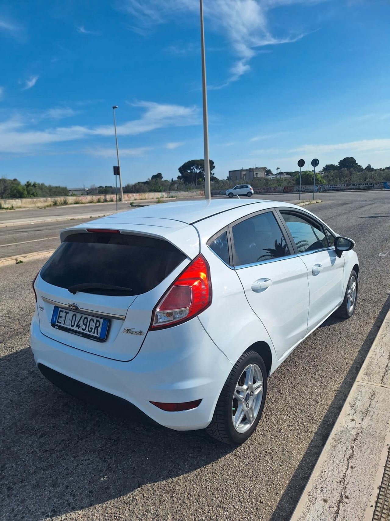 Ford Fiesta 1.5 TDCi 75CV 5P. Titanium 2014