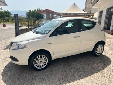 LANCIA Ypsilon 0.9 T.AIR SILVER ECOCHIC METANO 80 CV