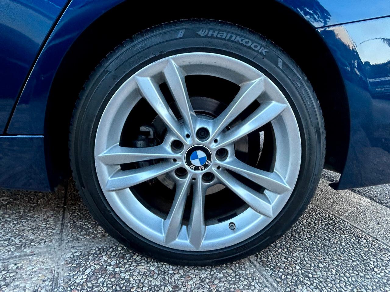 " UNA BOMBA " Bmw 320 320d 4x4 xDrive Sport