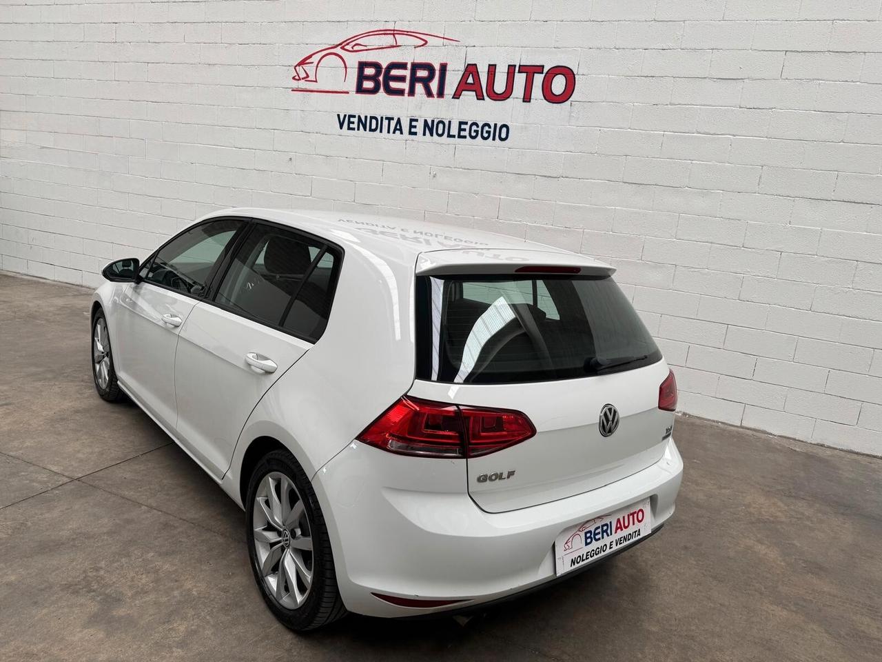Volkswagen Golf Business 1.4 TSI adatta neopatentati