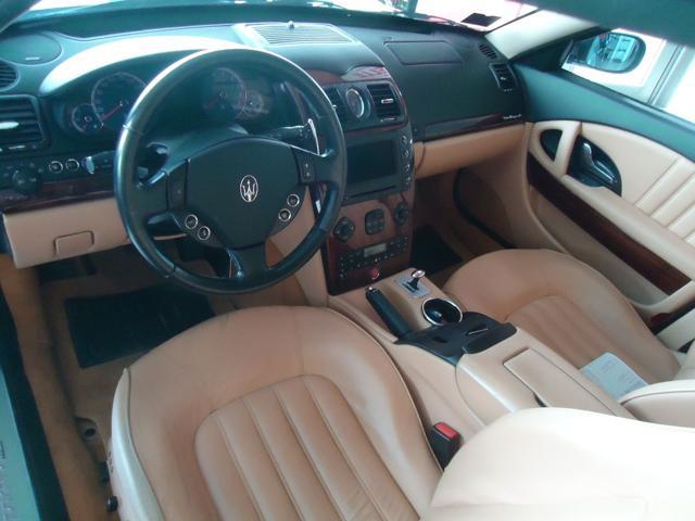 MASERATI Quattroporte 4.2 V8