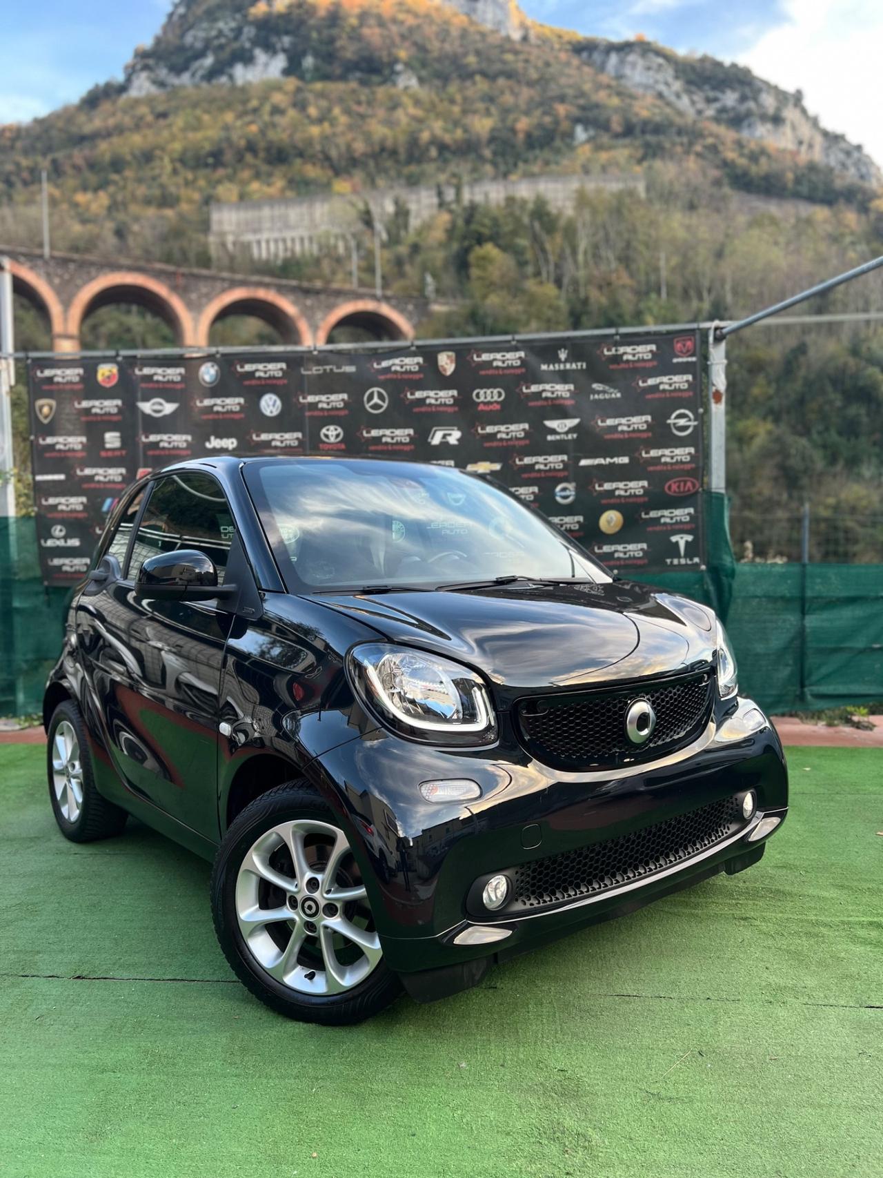 Smart ForTwo 1.0 71cv Navi - Bracciolo - Tetto Panoramico