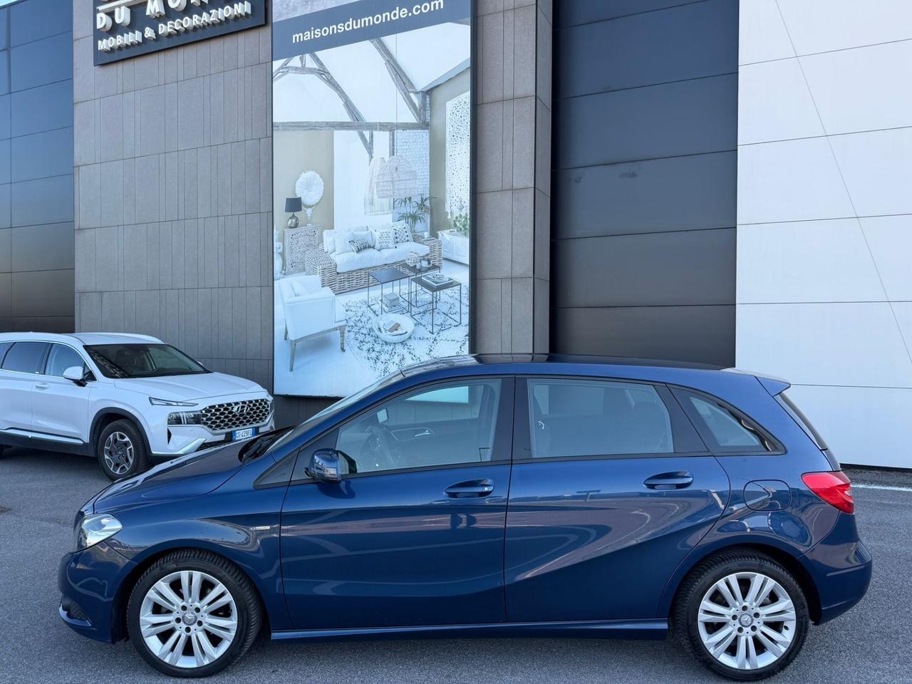 Mercedes-benz B 180 BlueEFFICIENCY Premium