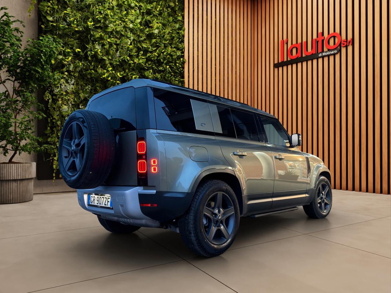 Land Rover Defender 90 3.0D I6 200 CV AWD Auto SE