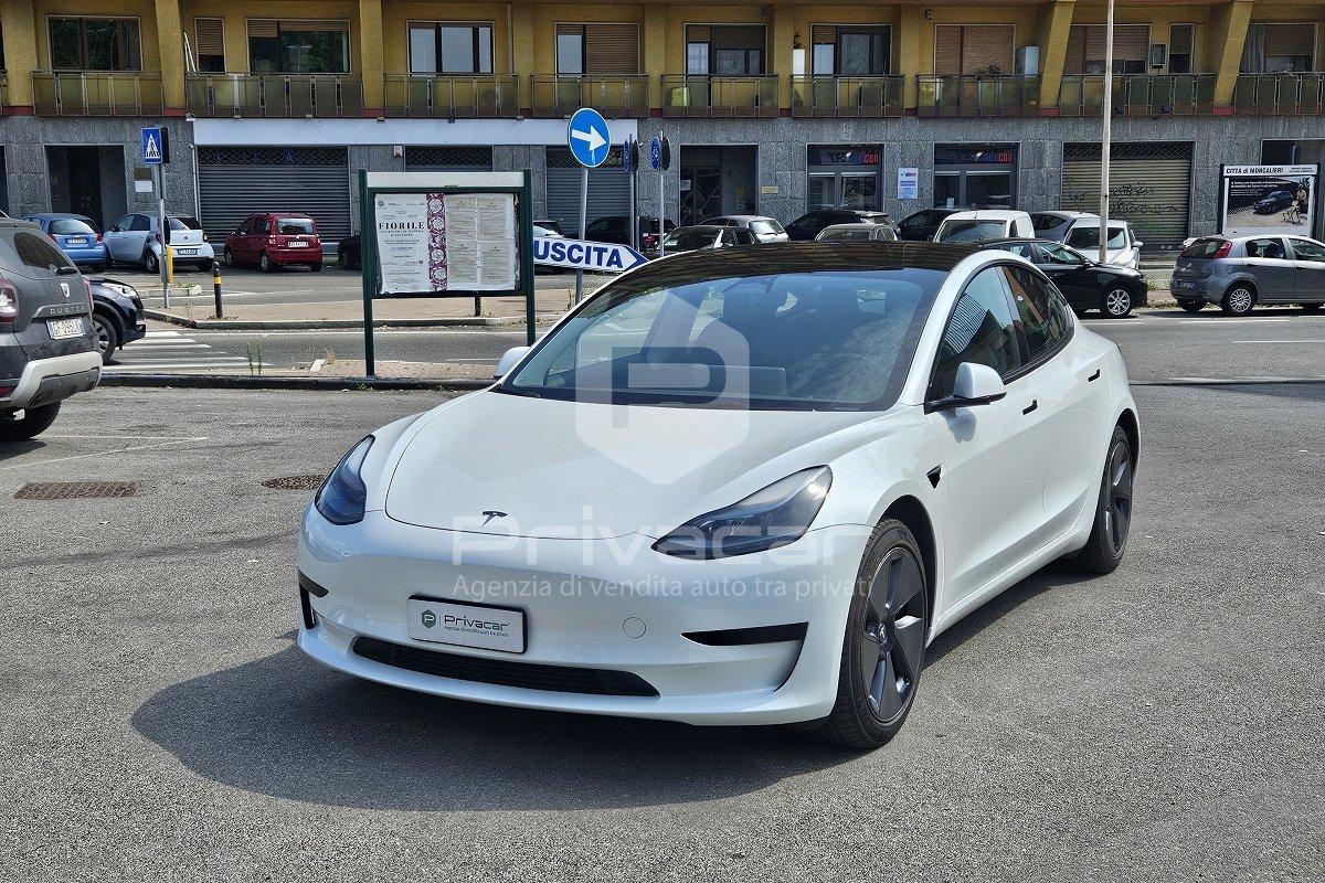 TESLA Model 3 RWD