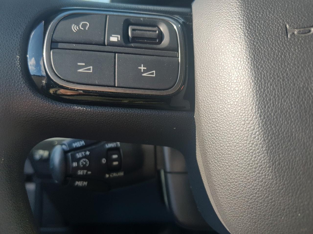 Citroen C3 1.2 Feel 83 cv Navy Led Sensori Cruise Connettivita'