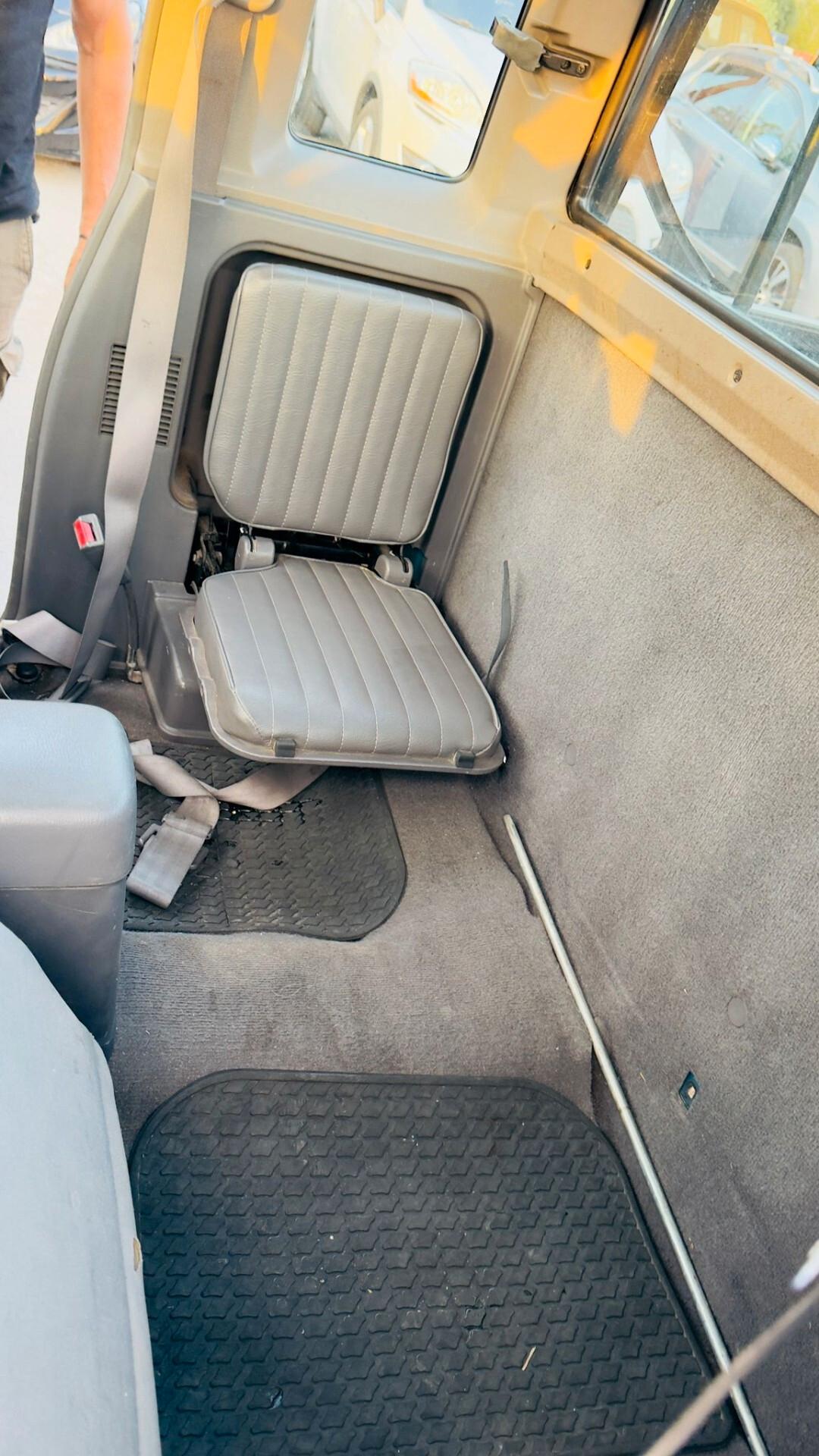 Nissan King Cab Navara 2.5