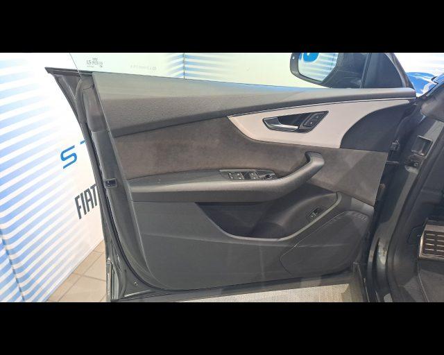 AUDI Q8 50 3.0 tdi mhev Sport quattro tiptronic