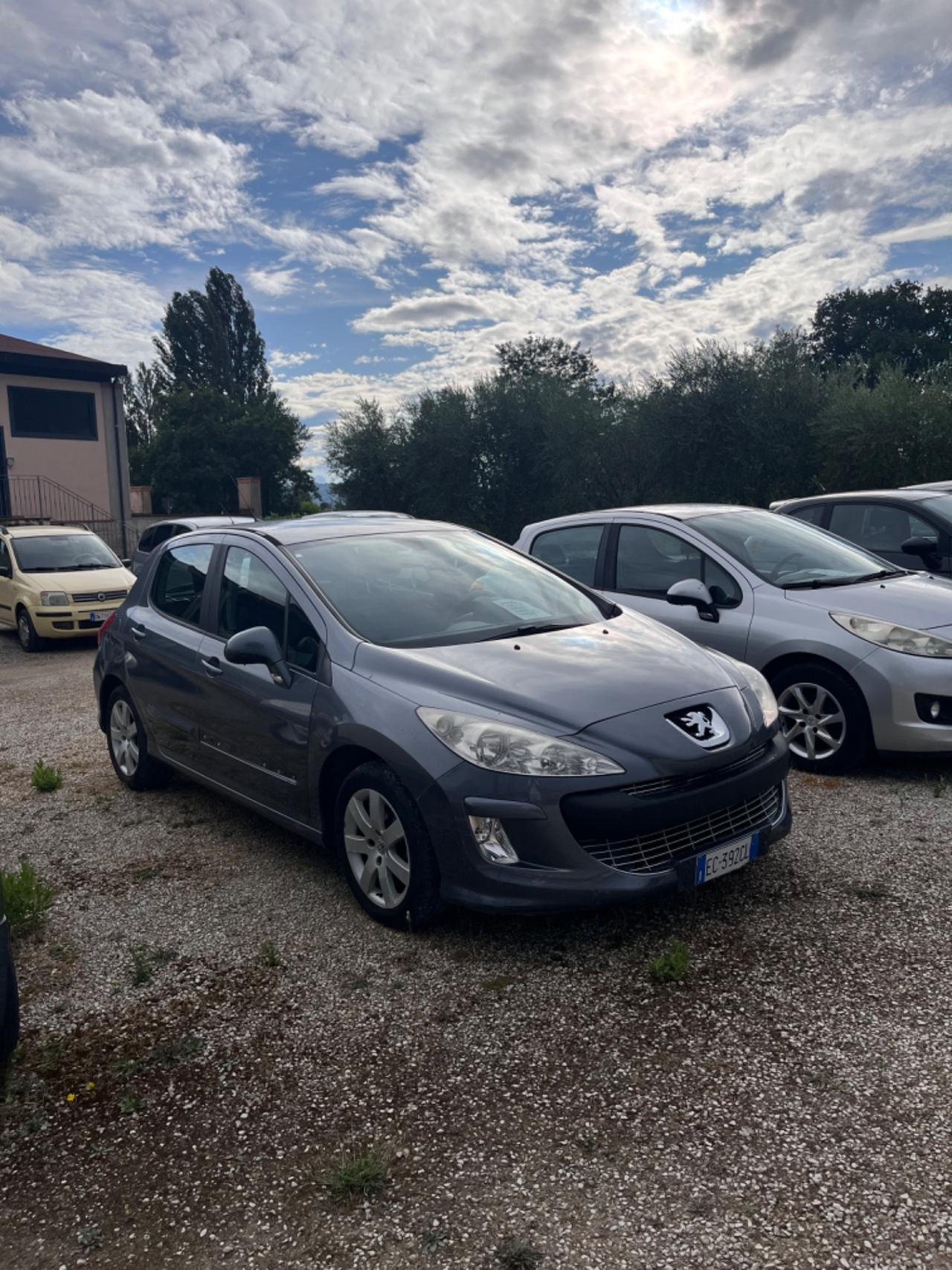 Peugeot 308 1.6 HDi 90CV 2010 SI NEOPATENTATI